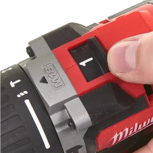 Perceuse visseuse à percussion 18V Milwaukee M18 CBLPD + 2 batteries (2 Ah et 4 Ah) + chargeur + coffret standard - 4933472116 7 Perceuse visseuse à percussion 18V Milwaukee M18 CBLPD + 2 batteries (2 Ah et 4 Ah) + chargeur + coffret standard - 4933472116 – Image 5
