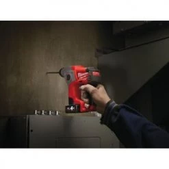 Perforateur SDS+ Milwaukee M12 CH-402X 12 V + 2 batteries 4 Ah + chargeur + HD-Box - 4933446049 -Perceuse Soldes Magasin AFD 139271