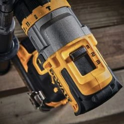 Perceuse visseuse à percussion 18V Dewalt Premium XRP Advantage Brushless (sans batterie ni chargeur) en coffret T-STAK - DCD999NT-XJ -Perceuse Soldes Magasin AFD 142010