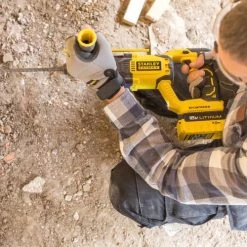 Perforateur-burineur sans-fil SDS+ Stanley Fatmax FMCD900M2S 18V + 2 batteries 4 Ah + sac -Perceuse Soldes Magasin AFD 142489