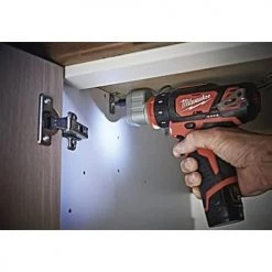 Perceuse-visseuse Milwaukke Multi tête M12BDDXKIT-202X 12 V + 2 batteries 2 Ah + chargeur + HD-BOX - 4933447129 12 Perceuse-visseuse Milwaukke Multi tête M12BDDXKIT-202X 12 V + 2 batteries 2 Ah + chargeur + HD-BOX - 4933447129 -Perceuse Soldes Magasin AFD 155574