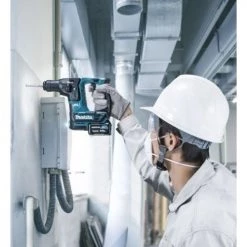 Perforateur SDS+ Makita HR166DSMJ 12 V + 2 batteries 4 Ah + chargeur + MAKPAK 10 Perforateur SDS+ Makita HR166DSMJ 12 V + 2 batteries 4 Ah + chargeur + MAKPAK -Perceuse Soldes Magasin AFD 83866