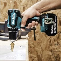 Perceuse-visseuse 18V Makita DDF485ZJ (sans batterie ni chargeur) + coffret Makpac 2 10 Perceuse-visseuse 18V Makita DDF485ZJ (sans batterie ni chargeur) + coffret Makpac 2 -Perceuse Soldes Magasin AFD 85420