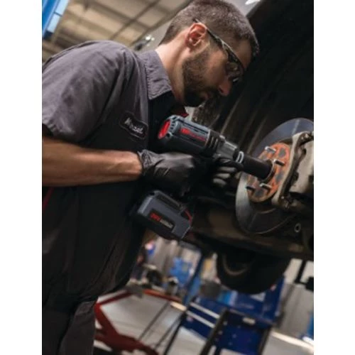 Boulonneuse à choc 20V Ingersoll Rand W7152-K22 + batterie 5 Ah + chargeur - 47633406001 5 Boulonneuse à choc 20V Ingersoll Rand W7152-K22 + batterie 5 Ah + chargeur - 47633406001 – Image 3