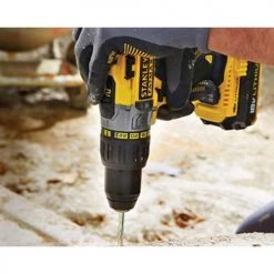 Perceuse visseuse à percussion 18V Stanley Fatmax FMC625M2G + 2 batteries 4 Ah + chargeur -Perceuse Soldes Magasin AFD 99994